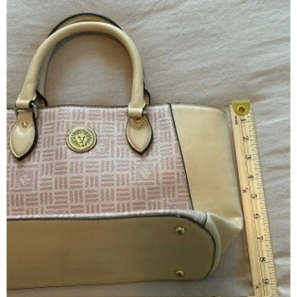 Anne Klein anne klein